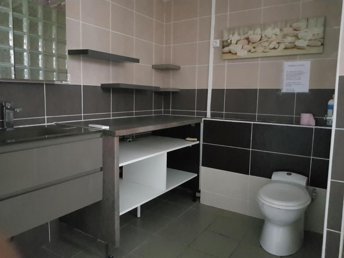 Studio Tres Bon Standing Hotel Petite Île Екстериор снимка